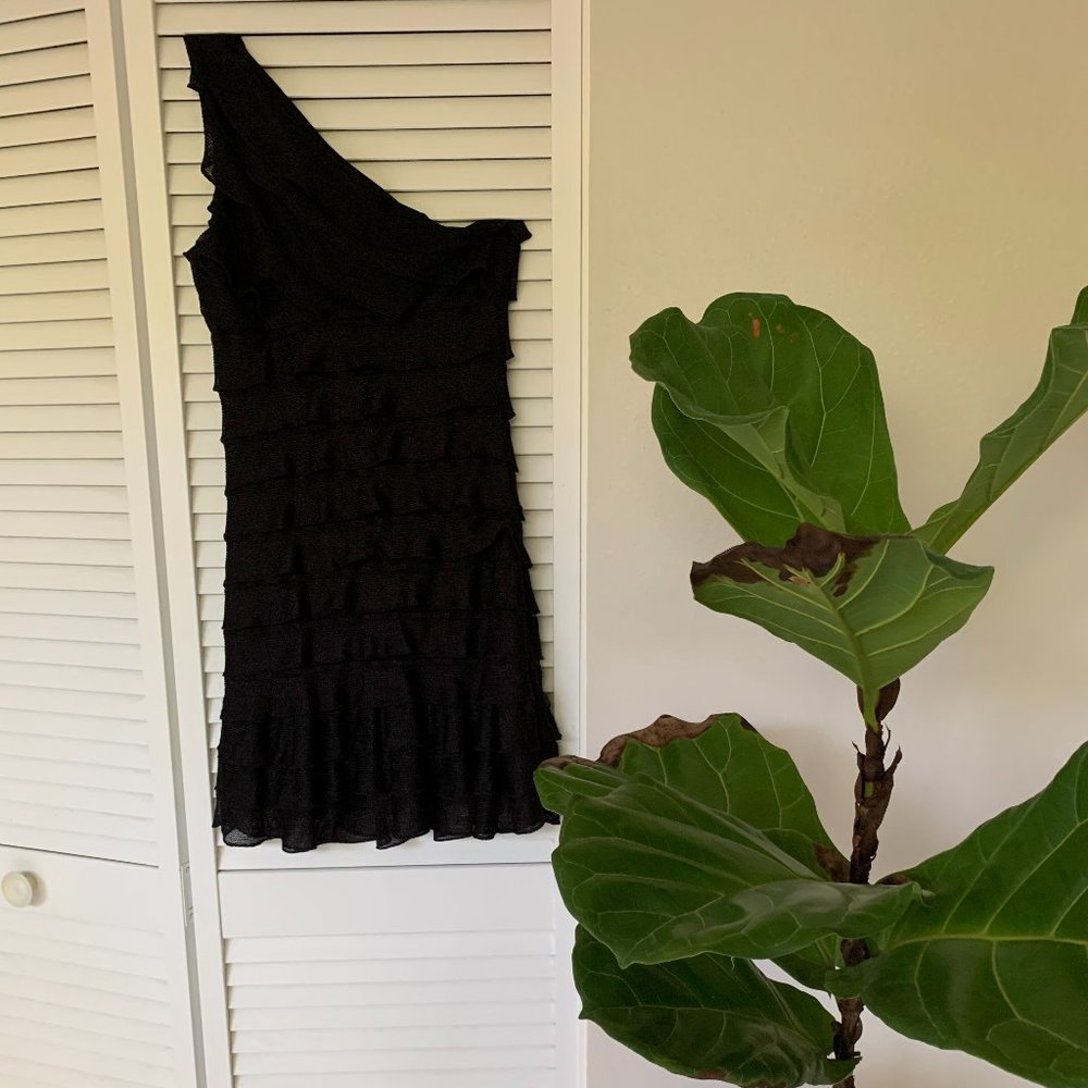 Max Studio M Ruffled One Shoulder Cocktail Dress - Picture 2 of 5